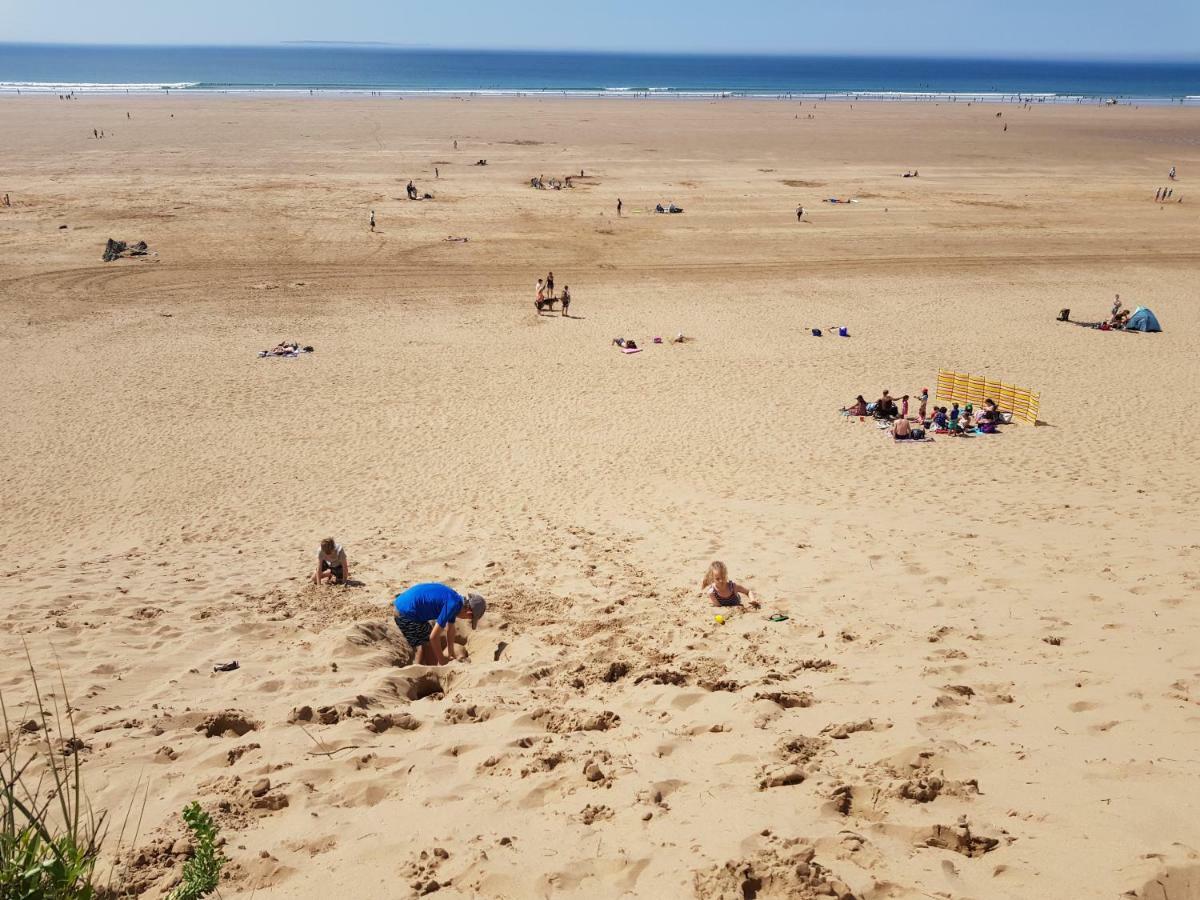 11 Woolacombe West - Luxury Apartment At Byron Woolacombe, Only 4 Minute Walk To Woolacombe Beach! 외부 사진